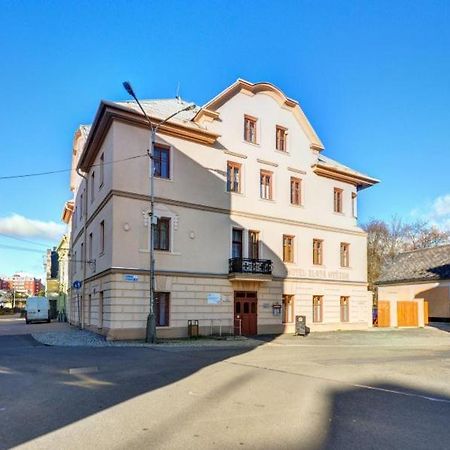 Hotel Hvezda Bruntál Exterior photo